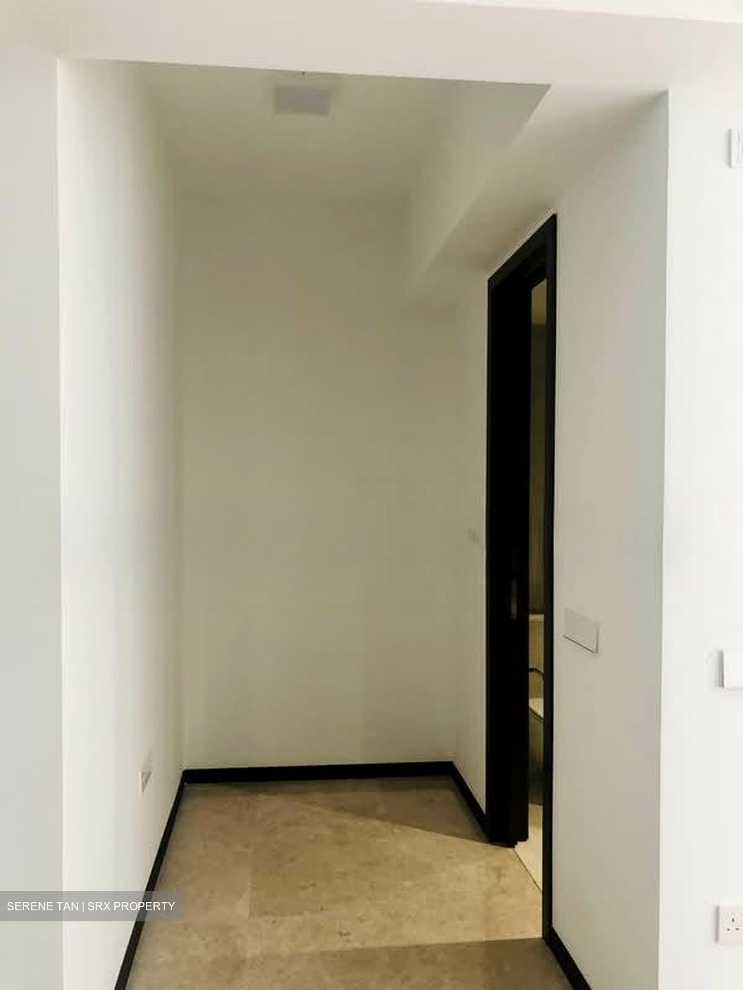 Royalgreen (D10), Condominium #615318531